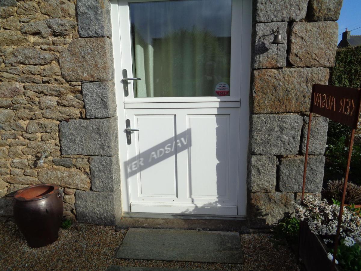 Ker Adsav Bed & Breakfast Saint-Pierre-de-Plesguen Dış mekan fotoğraf